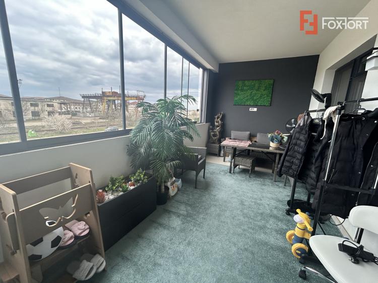 Apartament cu 3 camere si 2 bai, etaj 2 in Giroc