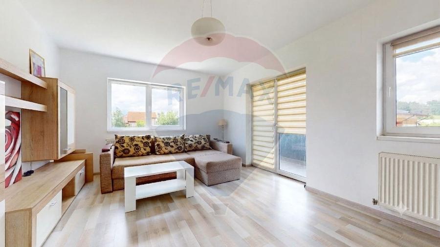 Apartament cu 2 camere de vânzare Sânpetru, cu loc de parcare