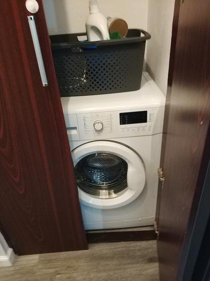 Tomis Nord - Zona Ciresica - Apartament elegant, cu centrala cu gaz si garaj