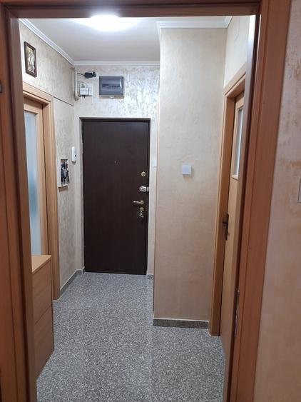 Garsoniera Drumul Taberei Metrou Valea Ialomitei zona Brancusi