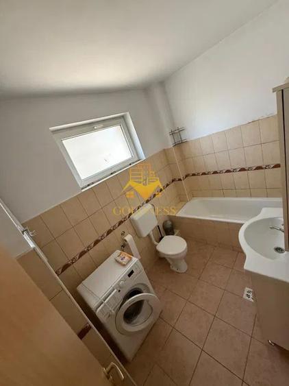 3 camere, 65 mp, cart. Dambul Rotund str. Lombului Zona Calea Baciului