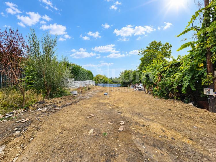 Teren construibil imediat pt. casa individuala | 552mp | Front 14m | Zorilor