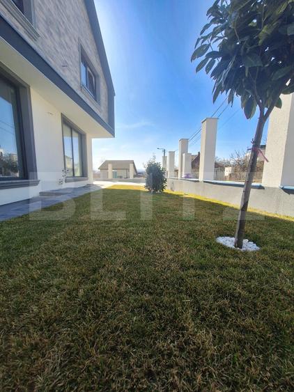 Duplex cu garaj, 156 mp Dâmbul Rotund