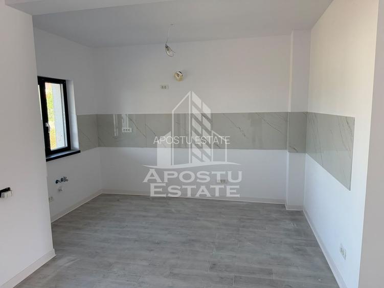 Duplex modern cu 5 camere și garaj,Becicherecul Mic