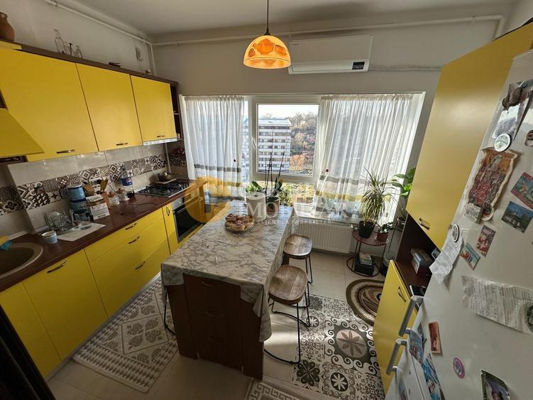 Apartament 3 camere DECOMANDAT - PACURARI