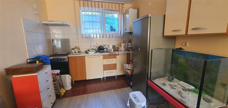 Apartament 2 camere Cetate zona Piata!
