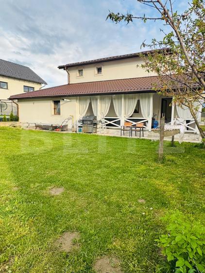 Casa indiviaduala, de vanzare, constructie noua - Bartolomeu Nord