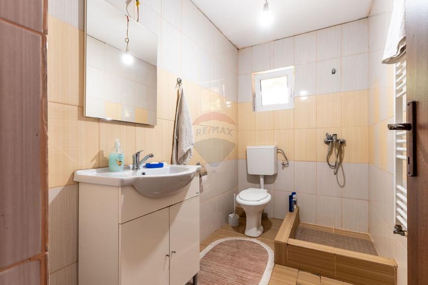 Oportunitate de investitie Maguri Racatau, 7 camere, ciubar,