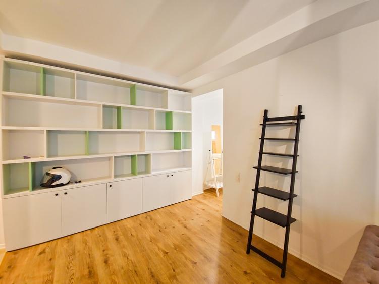 Apartament in Complexul Cosmopolis cu vedere catre piscina!