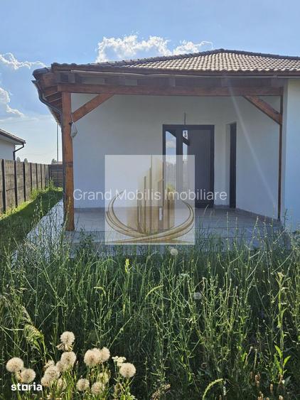 1/2 duplex nou, 3 camere 2 băi, Mănăstirea Șag 91mp pe parter