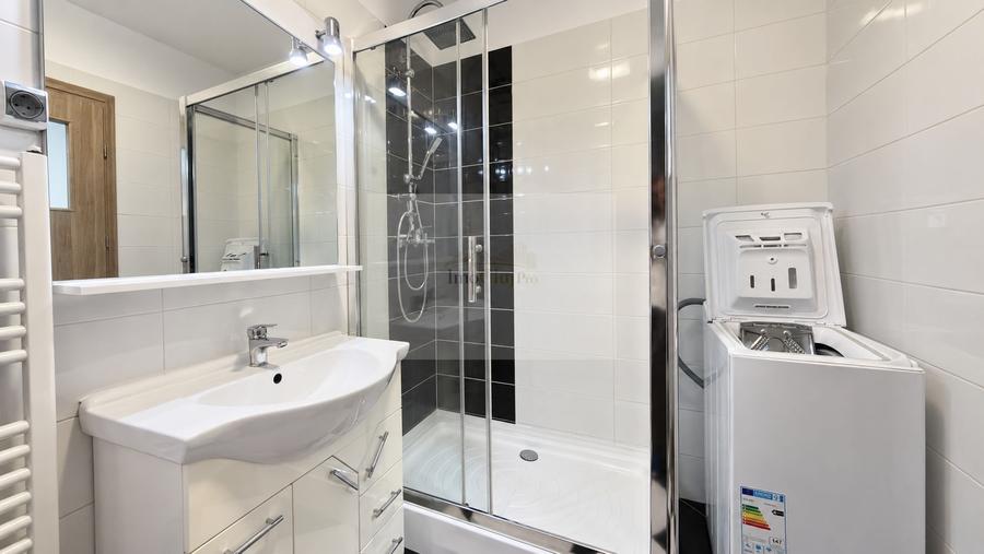 Inchirere 2 camere - parcare subterana -zona Iulius Mall