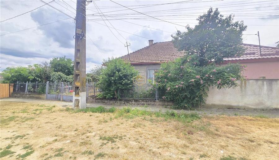 Investitie | Casa individuala si teren 420 m² in Botiz