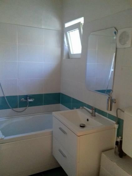 Apartament 3 camere, zona Podu Ros