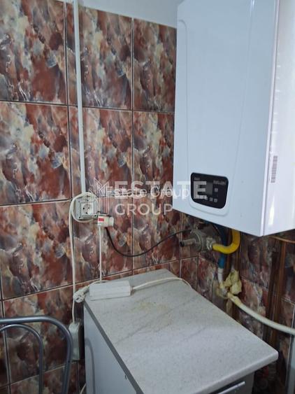 Apartament 3 camere, decomandat, Lipovei