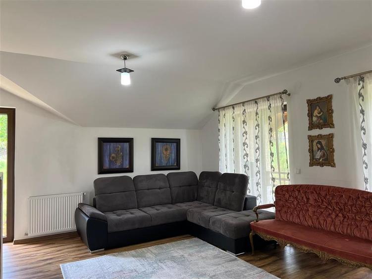 Duplex Grivitei cu 4 camere