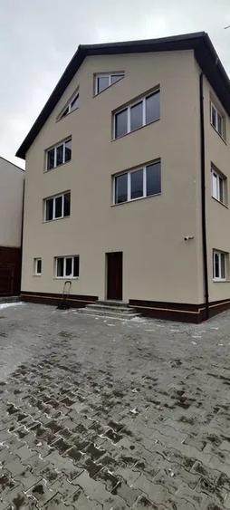 Casa noua tip vila cu 6 apartamente, P+2E, 1500 mp teren, Buna Ziua