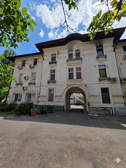 Garsonieră 44 mp Piața Romană | Imobil istoric | Fără risc seismic