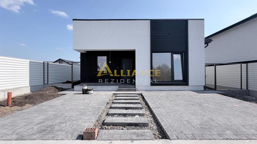 Casa Individuala - 4 camere - 2 bai - 450mp teren