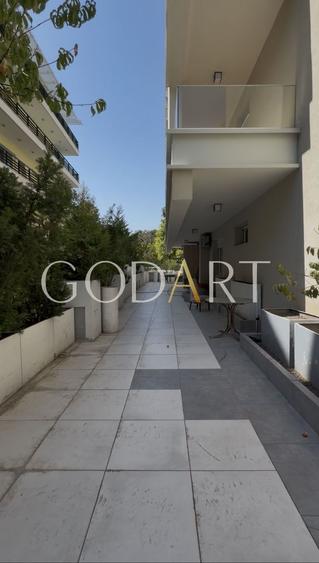Apartament exclusivist cu 5 camere | Șoseaua Nordului | Curte privată