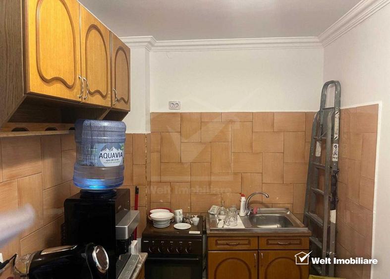 Casa de inchiriat pentru sediu firma, 4 camere+garaj, A. Muresanu