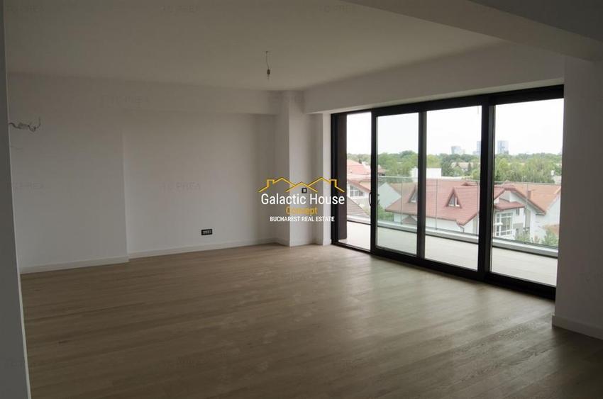 APARTAMENT TIP PENTHOUSE HERASTRAU  VEDERE SPECTACULOASA PARC