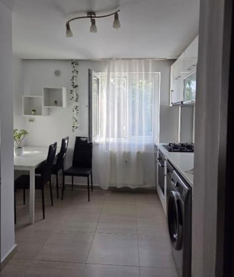 Titan - 3 camere - loc de parcare - petfriendly