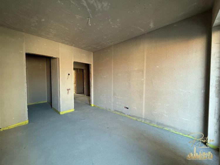 Apartament cu 2 camere spalatorie si dressing de vanzare- Scala Cetate