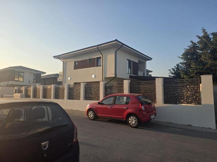 Vila P 1 Tunari