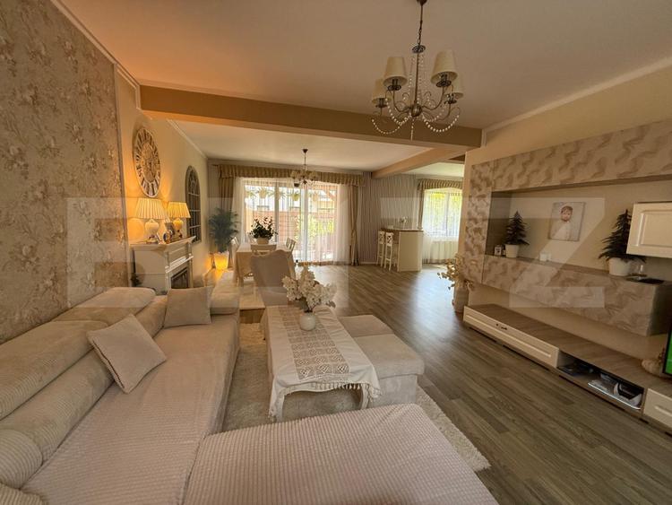 Duplex 4 camere, 120 mp utili, 300 mp de teren, piscina incalzita, zona Terra
