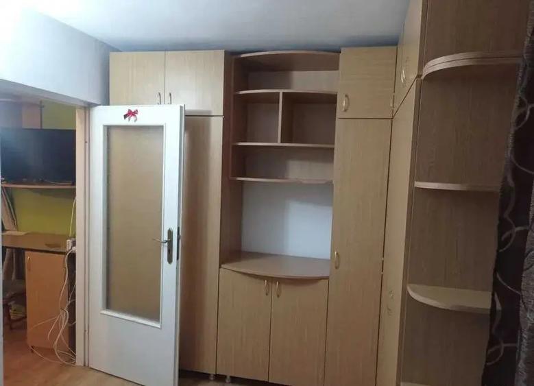 Apartament 2 camera de inchiriat zona Tatarasi Nord