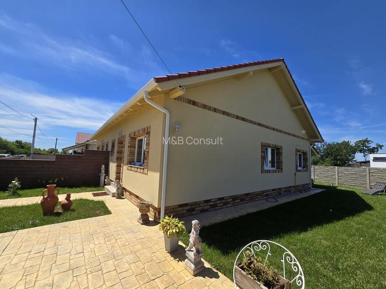 Duplex pe parter, mobilat și utilat complet, teren 300 mp – Bucovăț - 31
