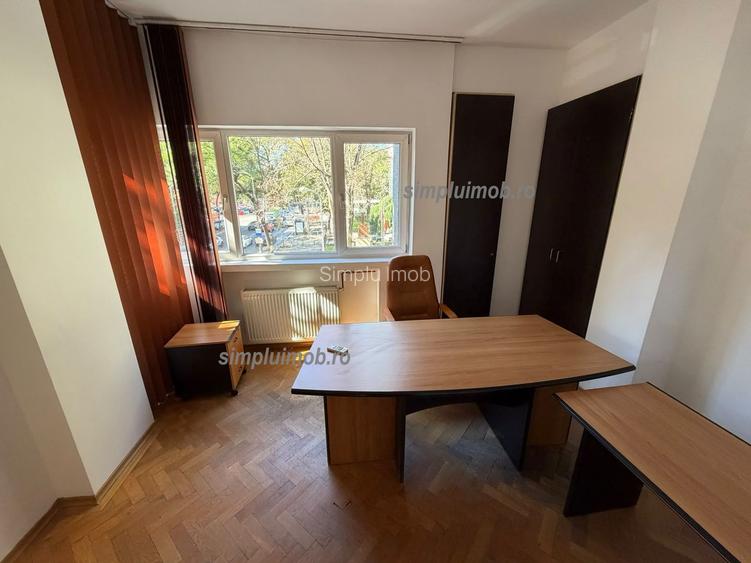 2 Camere Pretabil Birou Zona Armeneasca - 2
