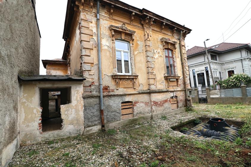 Casă istorică de restaurat Piața Regina Maria – Unirii - 5