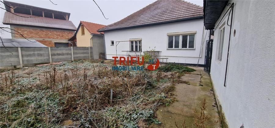 Casa individuala cu 5 camere si garaj de vanzare in Alba Iulia zona Centrala