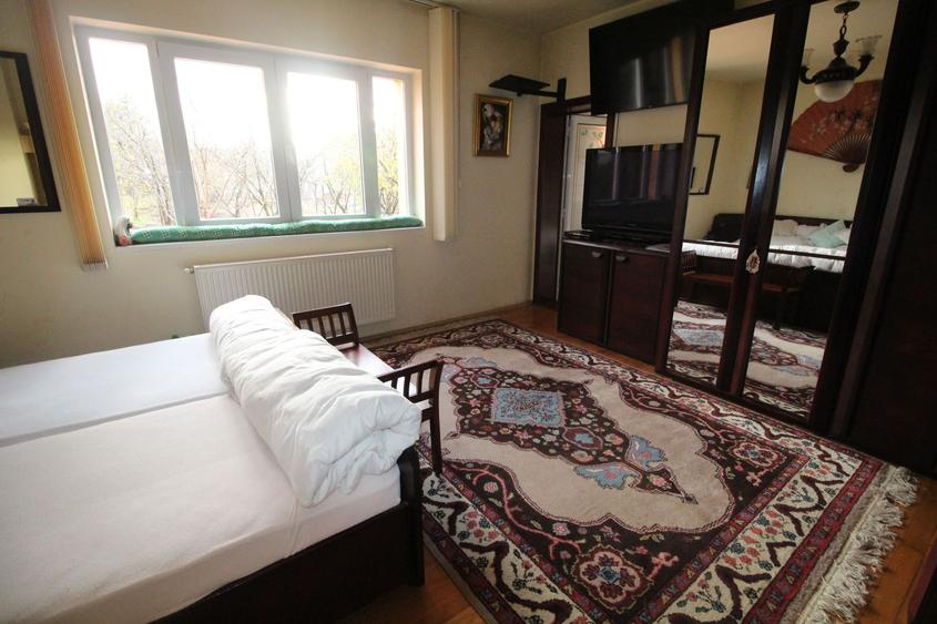 CASA CU MULTIPLE DESTINATII