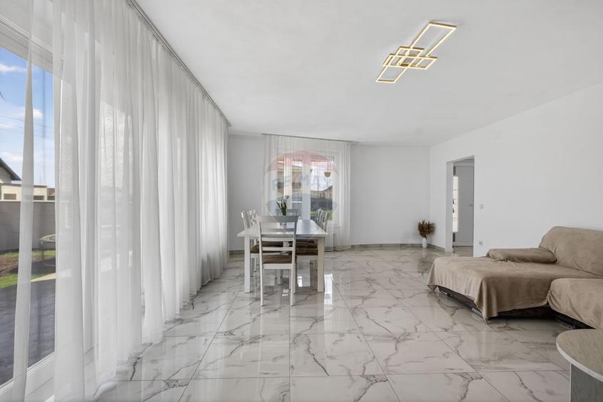 VILĂ MODERNĂ 2024 | 6 CAMERE | 203 MP UTILI | FÂNTÂNELE