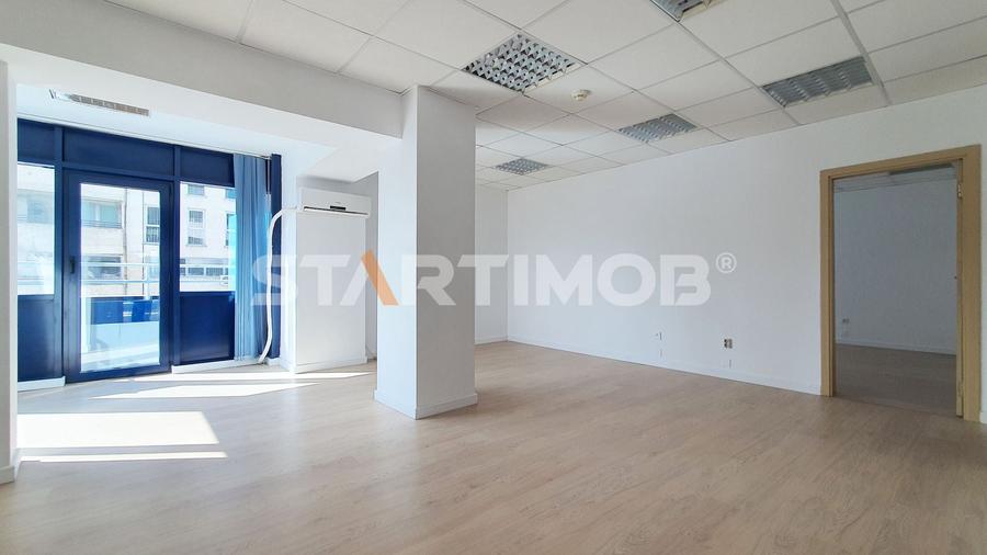 Spatiu birouri zona Centru Civic
