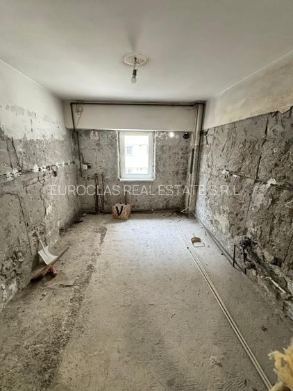 Apartament 3 camere - zona Spitalul Mare - 158.000 euro (Cod E11+E12) - 4