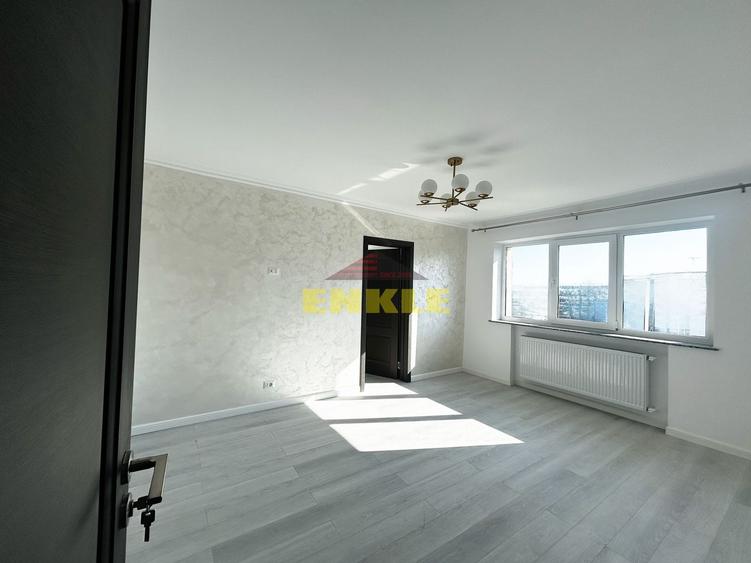 De vanzare apartament 2 camere, zona Est Clinic.