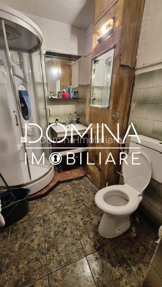 Vânzare apartament 4 camere, et.2, situat în Târgu Jiu, strada Progresului - 6