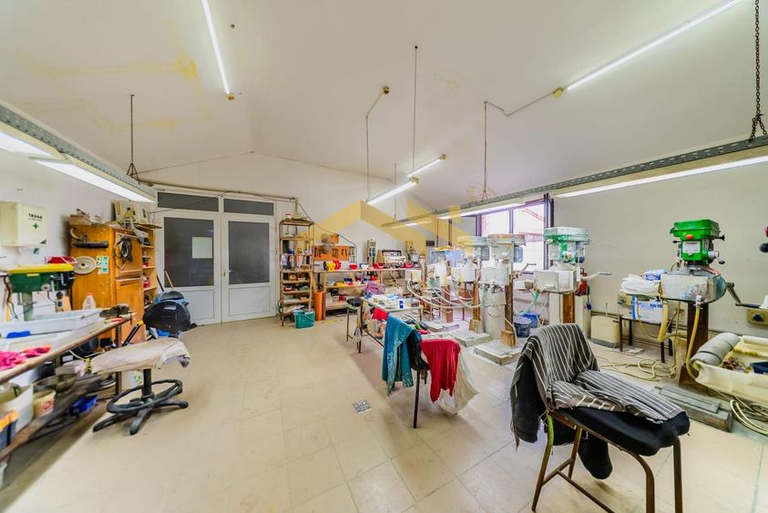 Bloc cu 12 Apartamente si Hala Industriala-Oferta Speciala/Sannicolau