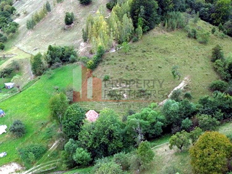 Teren de investiție în Moieciu, lângă Castelul Bran – 11.381 mp, vedere Bucegi