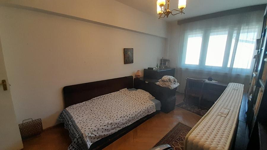 Apartament 3 camere cu garaj / Piața Victoriei / Piata Romana