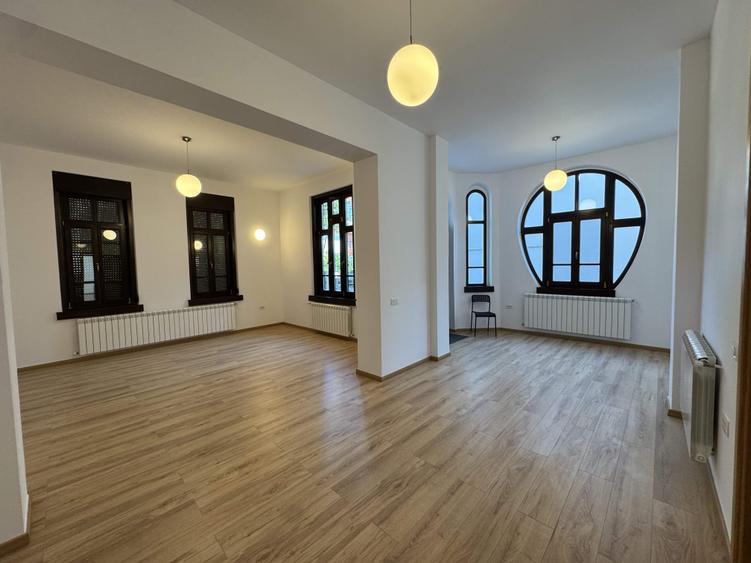 Cladire D+P, Sc=141 mp, teren = 1000 mp, zona centrala - str. Pitesti