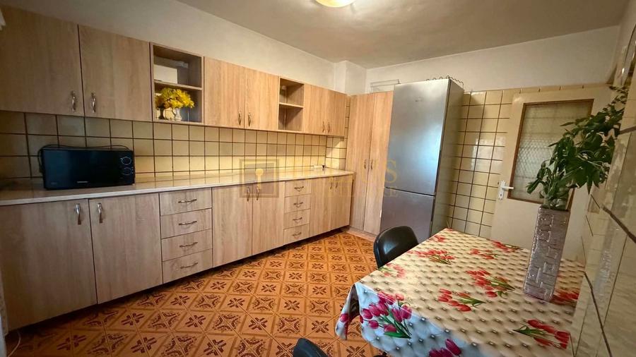 3 camere| complex studentesc |centrala termica| garaj sub bloc| pet friendly