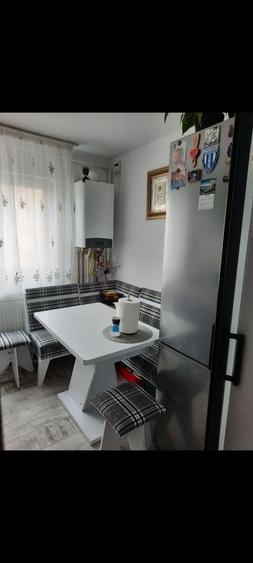 Vând apartament Rovine