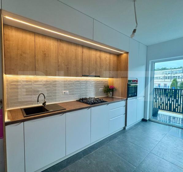 APARTAMENT LUX 2 CAMERE 65 MP , cu parcare , Verde Residence