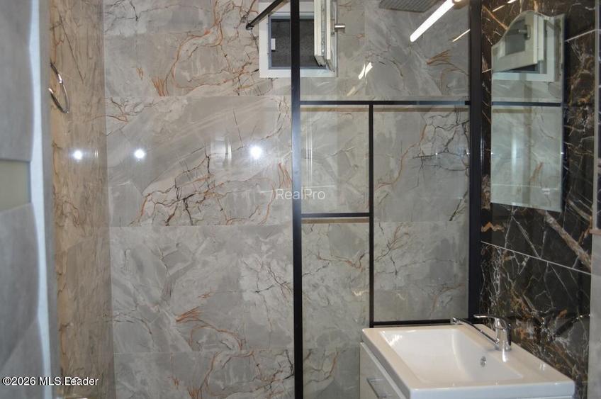 Craiovei - Husqvarna, Apartament 3 camere, 72 mp, Etaj 5 - 11