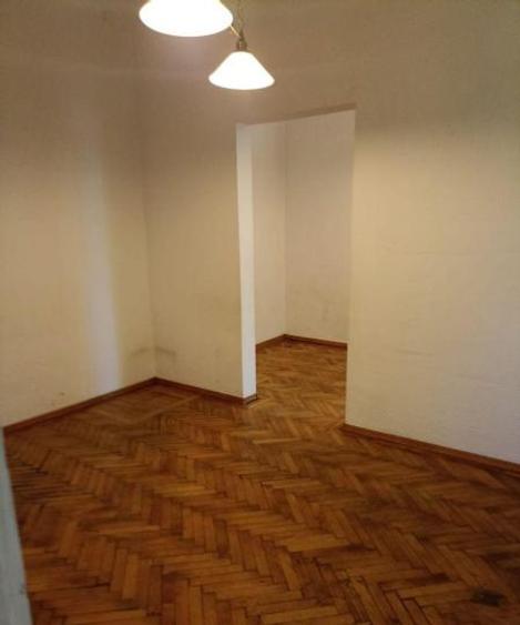 Apartament 3 camere semidecomandat - Cismigiu