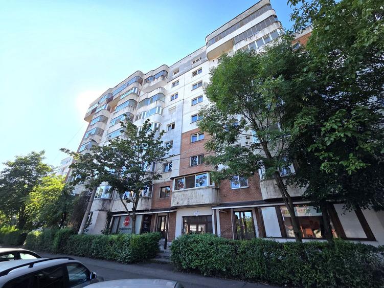 0 % comision, 2 camere decomandate, etaj 4/8, str. București, Mărăști